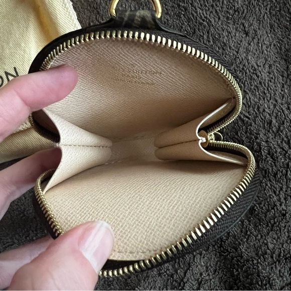LOUIS VUITTON MONOGRAM ROUND COIN WALLET POCHETTE ACCESSOIRES - Picture 7 of 12